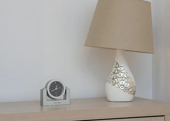 Spacious, 2 Bedrooms Cracow Centre By Renters Apartament