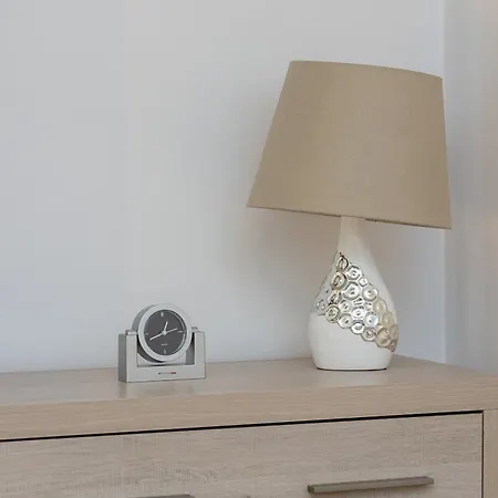 Spacious, 2 Bedrooms Cracow Centre By Renters アパート